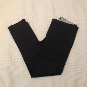Black Chino pant from Banana Republic 32x34